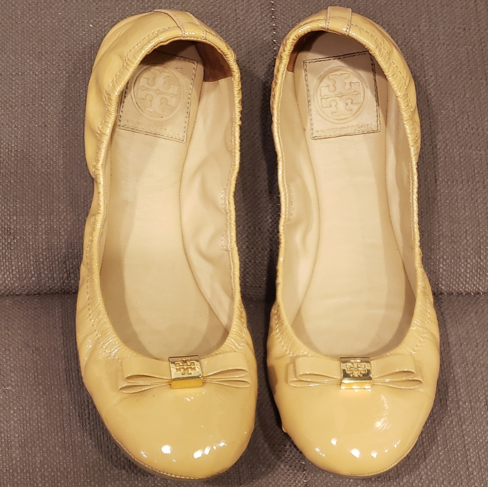 Tory Burch bow